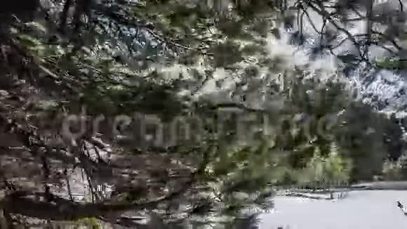 云山冬春全景时间间隔4k视频的预览图