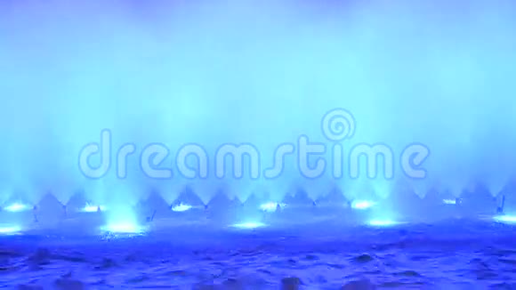 抽象灯光喷泉背景的舞蹈形式视频的预览图