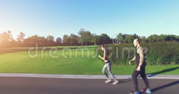 在公园里慢跑4k25fps视频的预览图