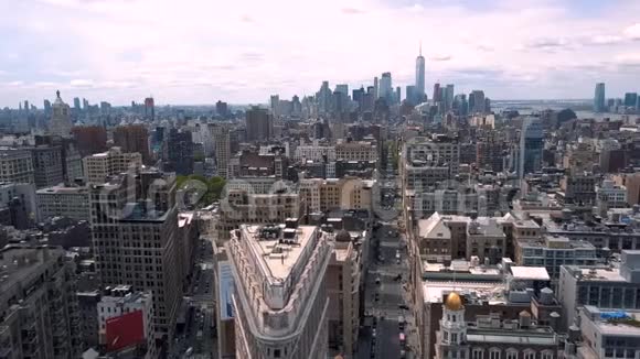 曼哈顿中城纽约的鸟瞰图弗拉蒂伦上述住宅及商业楼宇视频的预览图