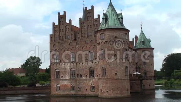 丹麦埃奇斯科夫城堡视频的预览图