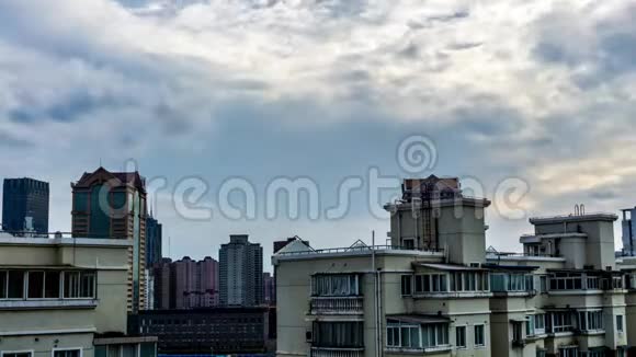 上海高层公寓楼视频的预览图
