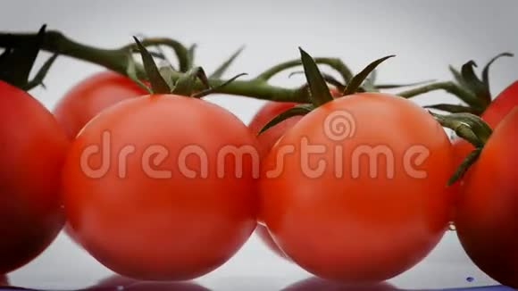 樱桃番茄在旋转循环视频的预览图