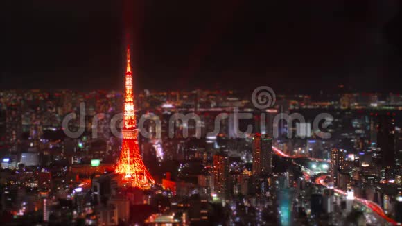 日本东京塔夜间宽空延时拍摄视频的预览图