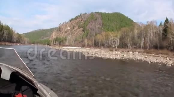 特姆尼克山河空滑翔机视频的预览图