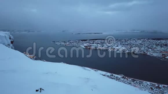 冬天的特罗姆瑟镇视频的预览图