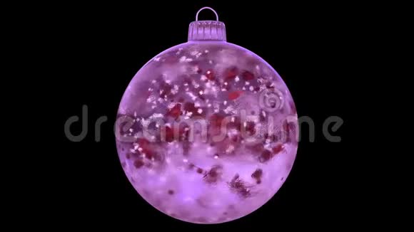 圣诞节旋转的粉红色冰玻璃装饰红色花瓣阿尔法哑光环视频的预览图