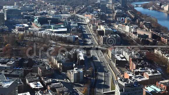 马萨诸塞州波士顿市的广阔空中背景是芬威视频的预览图