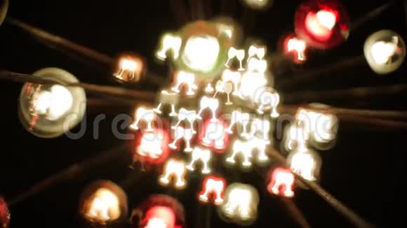 灯灯与玻璃线形合在一起视频的预览图