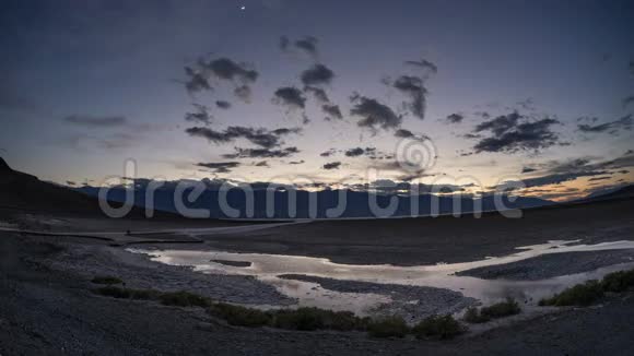 坏水盆地盐滩死亡谷国家公园时间流逝视频的预览图