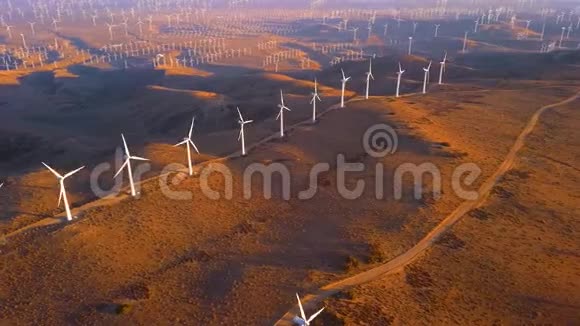 内华达风电场的鸟瞰图视频的预览图