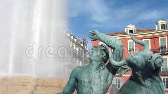 在马塞纳的喷泉尼斯视频的预览图