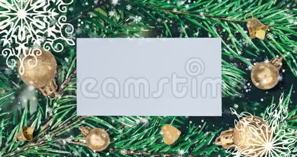 圣诞节背景有杉枝雪花和金球顶部视图与字母和复制空间视频的预览图