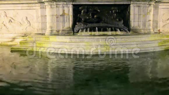 伦敦白金汉宫喷泉视频的预览图