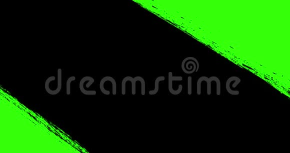 多抽象泼墨颜料刷水平和斜向笔划黑色过渡色键绿色屏幕背景视频的预览图