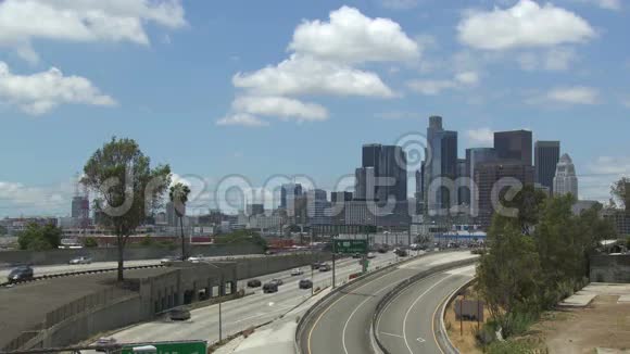 洛杉矶市中心101高速公路视频的预览图