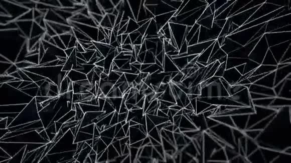 黑白三角形的抽象动画在黑色背景上旋转循环动画视频的预览图