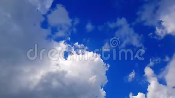 时光流逝的片段白云蓝天视频的预览图