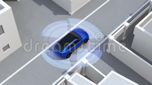 在单行道上的蓝色越野车在盲点上发现了车辆视频的预览图