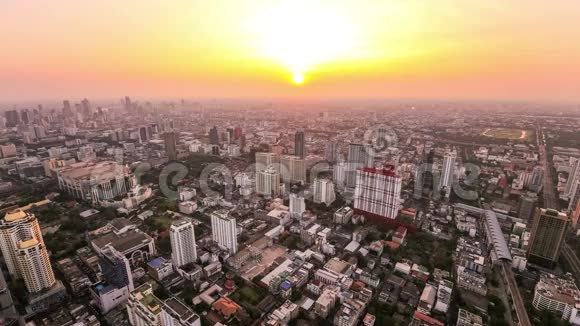 曼谷城市景观时间流逝日落视频的预览图