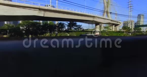 吊桥世界斜拉桥视频的预览图