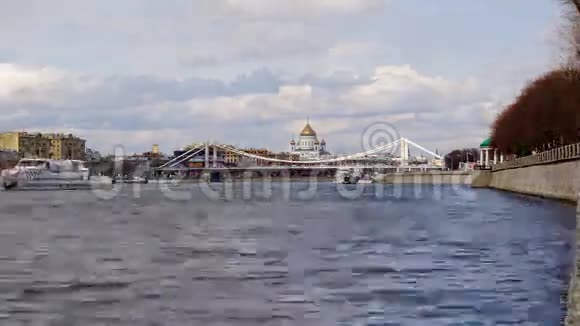 从莫斯科河的救世主大教堂时光流逝视频的预览图