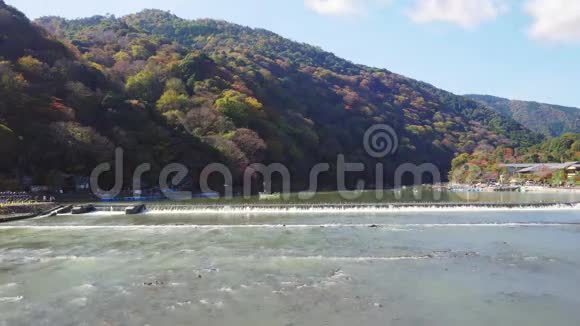 秋天的阿拉山京都时间视频的预览图