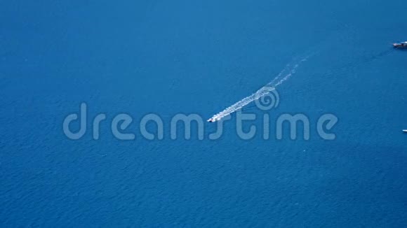 蓝色海船拉古纳背景土耳其视频的预览图