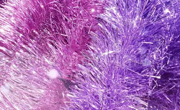闪闪发光的紫粉色闪闪发光的小瓶酒视频的预览图
