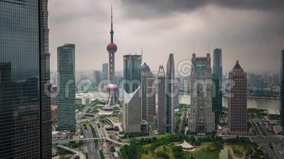 上海风暴天台市中心全景4k延时中国视频的预览图