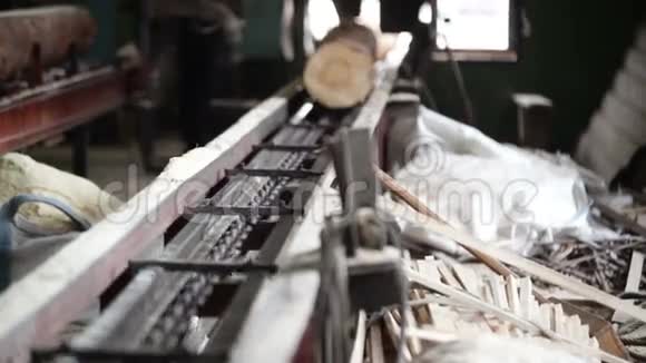 木材加工厂视频的预览图