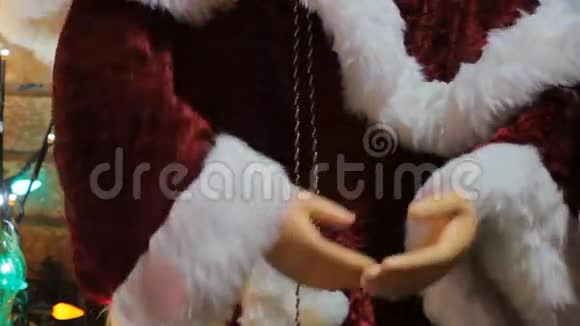 圣诞内饰和圣诞老人视频的预览图