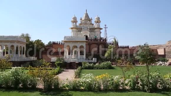 乔德普尔的贾斯万特塔达寺的花园景观视频的预览图