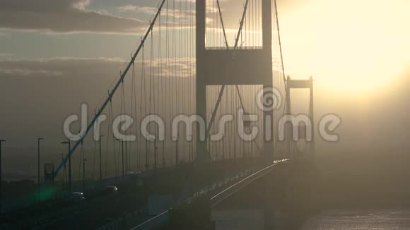 塞文河河口上的塞文大桥视频的预览图