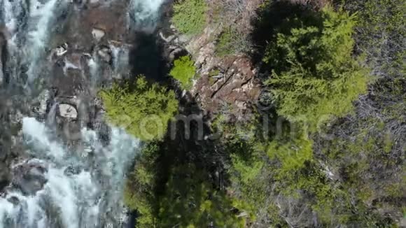 图马洛瀑布052419视频的预览图
