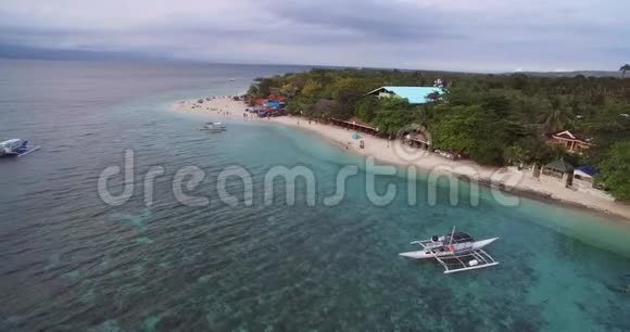 摩尔布尔的白沙滩菲律宾宿务省非常受欢迎的海滩视频的预览图