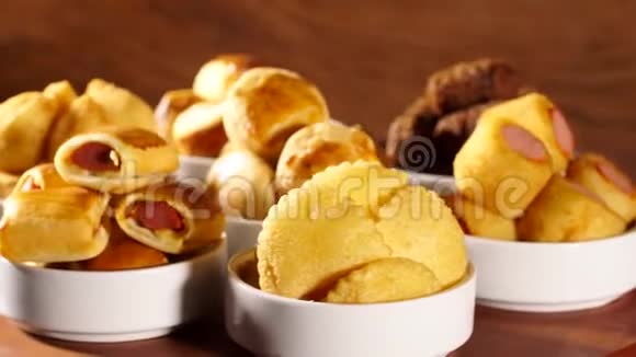 巴西混合小吃轮换视频的预览图