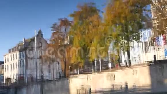 斯特拉斯堡河流的倒影视频的预览图
