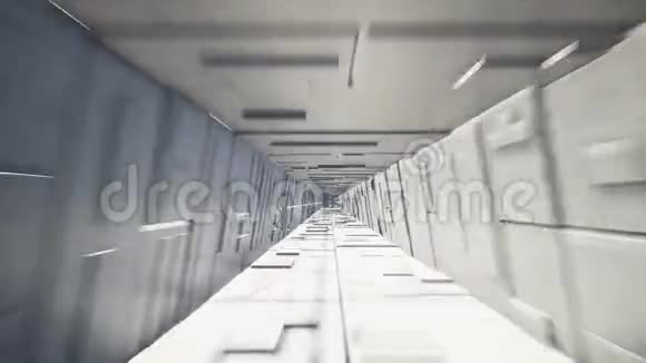 在混凝土隧道内移动视频的预览图