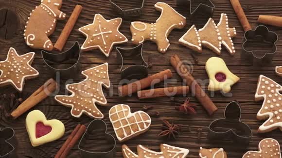 圣诞节自制姜饼饼干视频的预览图