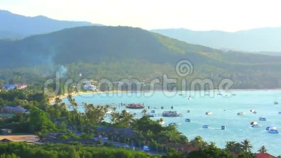 萨梅岛从山到海的壮观景色视频的预览图