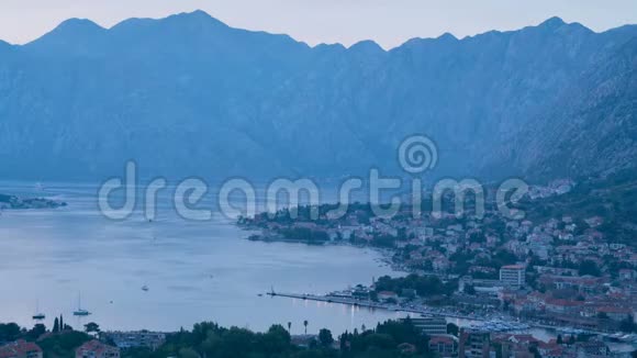 黑山科托尔湾夜景视频的预览图