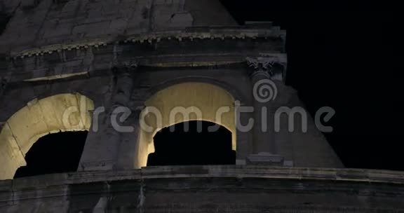 夜间体育馆古罗马地标视频的预览图