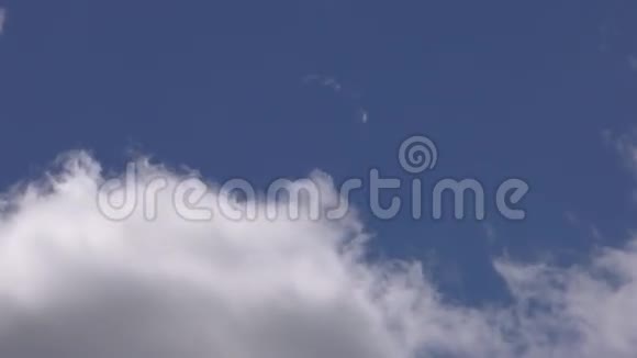 移动云和蓝天时间流逝速度10倍视频的预览图