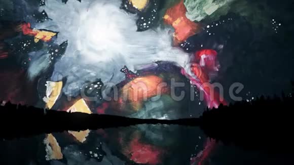 抽象的色彩斑斓的天空以不寻常的形状和形式反映在湖中的夜晚萨尔瓦多大理风格摘要视频的预览图