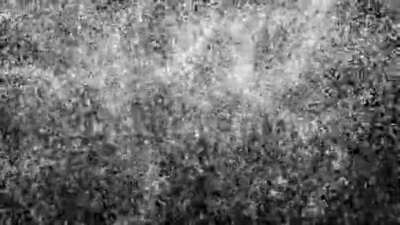 降雪背景是否孤立在黑色卢马冰上雪落的无缝环形背景12岁视频的预览图