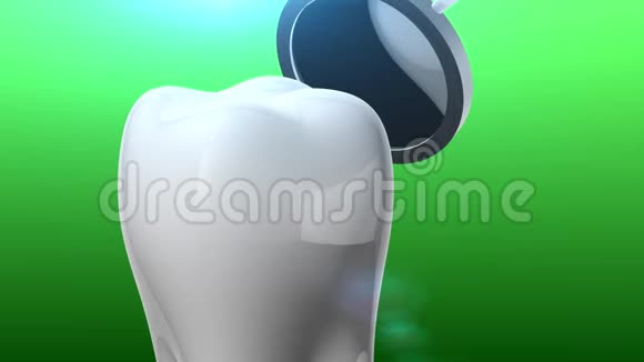 绿色背景三维动画中的牙齿和牙齿工具视频的预览图