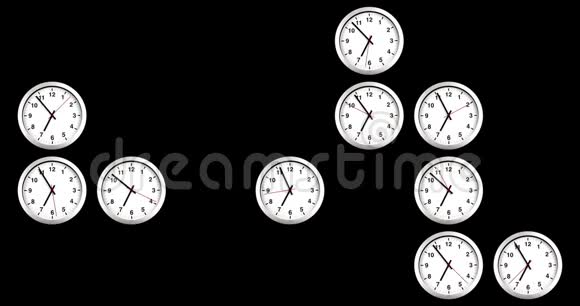 许多钟显示早餐醒来的时间黑色背景的现代白色金属闹钟带有阿尔法频道视频的预览图
