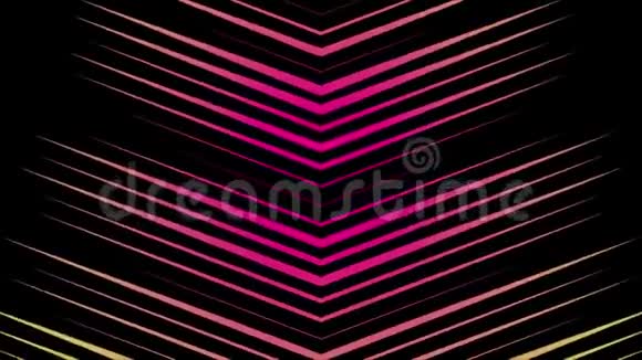 美丽的催眠抽象的多色霓虹灯三角形旋转的黑色背景动画新生儿视频的预览图