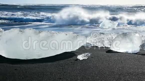 冰冰河黑滩视频的预览图